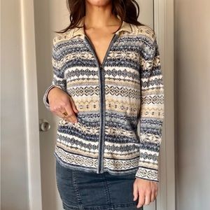 Vintage 2000s knit blue zip sweater